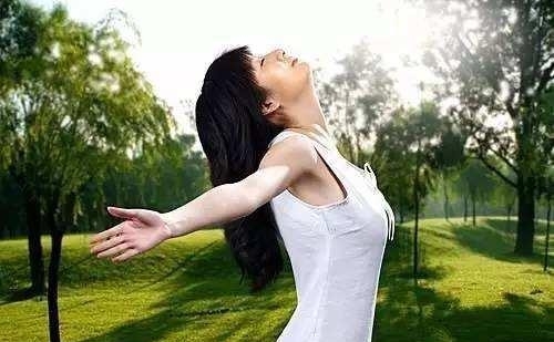 白带异常和性生活有没有关系